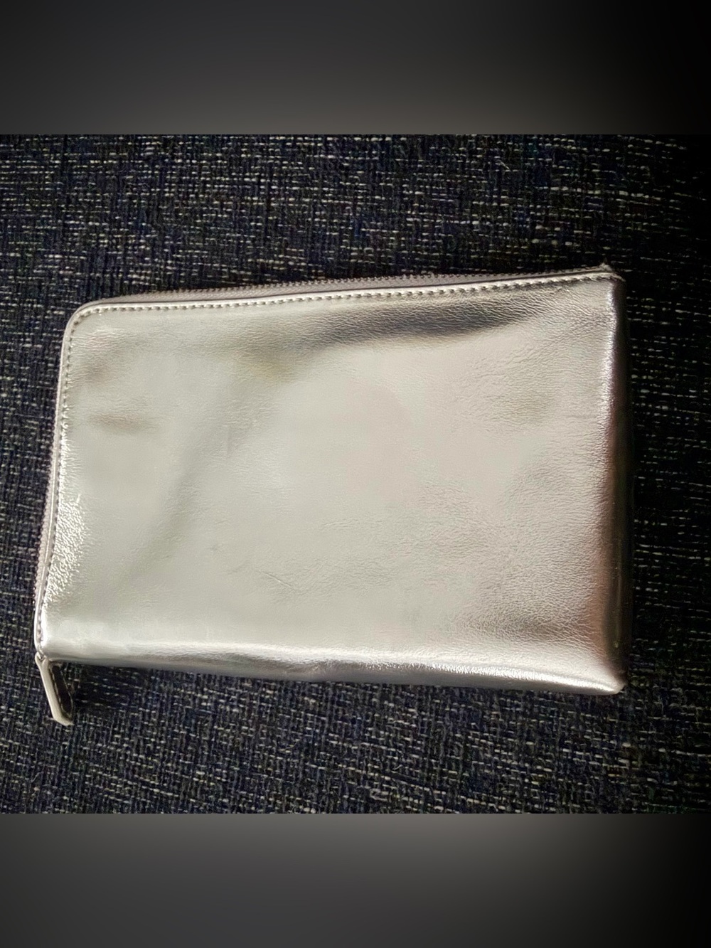 Mark & Graham Silver Leather Commuter Zip Pouch